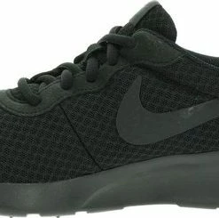 Gloednieuw ✨ Nike Tanjun Heren 👟 Sneakers - Black/Black-Anthracite - Maat 45 🛒 34 Gloednieuw ✨ Nike Tanjun Heren 👟 Sneakers - Black/Black-Anthracite - Maat 45 🛒 -Nike shop 550x245 1