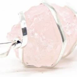 Begroting 🎁 Spiru Ruwe Edelsteen Hanger Rozenkwarts Wikkel 😍 -Nike shop 550x418 2