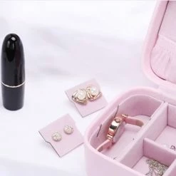 Hete verkoop ๐ฏ Luxies Luxieus Juwelendoos Reistas - Juwelenkistje - Sieradendoos - Sieradenhouder - Sieradendoosje Voor Meisjes - Sieradendoos Voor Volwassenen - Juwelendoosje Meisje - Juwelenhouder | Juwelen Houder - Juwelenrekje - โค๏ธ 12 Hete verkoop ๐ฏ Luxies Luxieus Juwelendoos Reistas - Juwelenkistje - Sieradendoos - Sieradenhouder - Sieradendoosje Voor Meisjes - Sieradendoos Voor Volwassenen - Juwelendoosje Meisje - Juwelenhouder | Juwelen Houder - Juwelenrekje - โค๏ธ -Nike shop 550x460 1