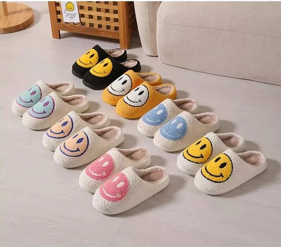 Beste Pirce π The Smiley Shop Unisex Sloffen - Geel En Paars - Maat 39/40 π 5 Beste Pirce π The Smiley Shop Unisex Sloffen - Geel En Paars - Maat 39/40 π - Afbeelding 3