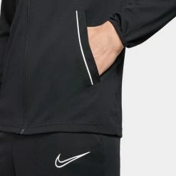 Korting ✔️ Nike Dri-FIT ACD21 Heren Trainingspak - Maat S ✔️ 15 Korting ✔️ Nike Dri-FIT ACD21 Heren Trainingspak - Maat S ✔️ -Nike shop 550x501