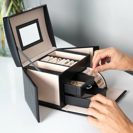 Aanbiedingen ⌛ Infinity Goods Sieradendoos Met Spiegel - Juwelendoos - Luxe Sieradenbox - Kistje - Vrouwen - Dames - Meisjes - Zwart ❤️ 8 Aanbiedingen ⌛ Infinity Goods Sieradendoos Met Spiegel - Juwelendoos - Luxe Sieradenbox - Kistje - Vrouwen - Dames - Meisjes - Zwart ❤️ - Afbeelding 6