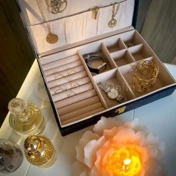 Coupon 🤩 Merkloos Sieradendoos - Sieradenbox - Sieradenorganizer - Juwelendoos - Zwart 🥰 -Nike shop 550x550 961