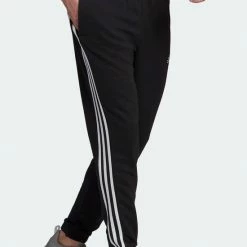 Beste recensies van 🔥 Adidas Essentials FTT 3-Stripes Broek - Mannen - Zwart - Wit ⌛ -Nike shop 550x681