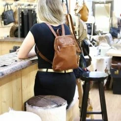 Beste Pirce โ Bear Design Rugtas / Rugzak / Schooltas - Cow Lavato - 6 Liter - Leer - Cognac ๐คฉ 39 Beste Pirce โ Bear Design Rugtas / Rugzak / Schooltas - Cow Lavato - 6 Liter - Leer - Cognac ๐คฉ -Nike shop 550x767 2