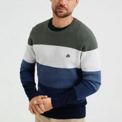 Aanbiedingen ✨ WE Fashion Heren Trui Met Colourblock En Structuur 🎉 13 Aanbiedingen ✨ WE Fashion Heren Trui Met Colourblock En Structuur 🎉 -Nike shop 550x813 1