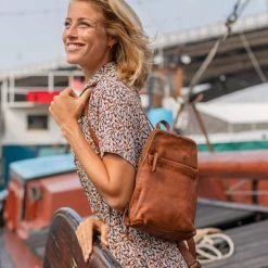 Beste Pirce โ Bear Design Rugtas / Rugzak / Schooltas - Cow Lavato - 6 Liter - Leer - Cognac ๐คฉ 38 Beste Pirce โ Bear Design Rugtas / Rugzak / Schooltas - Cow Lavato - 6 Liter - Leer - Cognac ๐คฉ -Nike shop 550x825 28